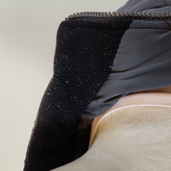 ZLC Collections Dark Gray Puffer Jacket, Size Medium - Picture 9 of 9